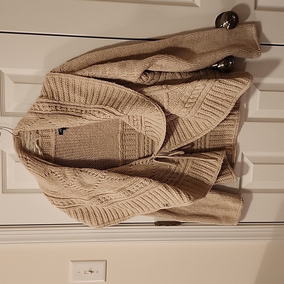 Sweater - Picture 3 of 6